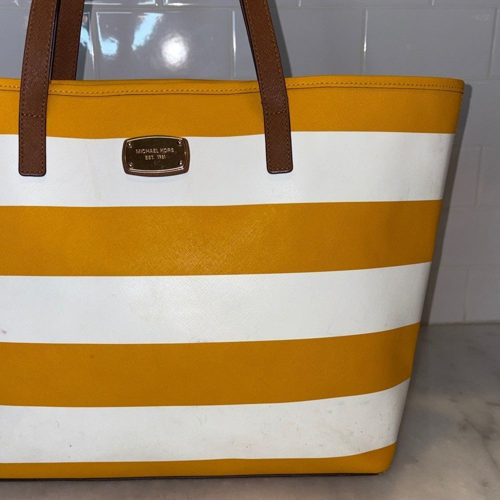 MICHAEL KORS Purse Bag Tote  Large Jet Set Travel Stripe Saffiano Leather - Picture 3 of 16